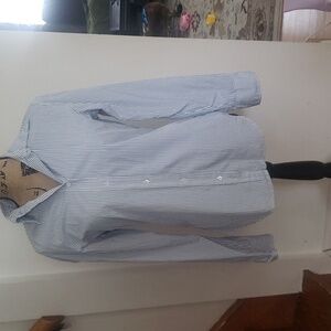 Woman's size 10 Gap button up